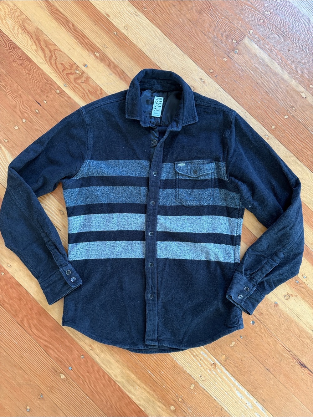 Billabong Black Striped Heavyweight Flannel Long Sleeve Button Down Shirt Large